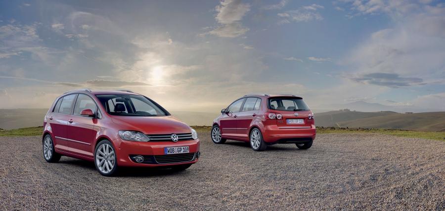  Volkswagen Golf Plus 2009 года  (фото 11 из 16)